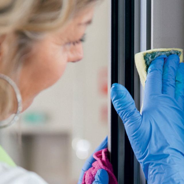 Finstral Handleiding Over Ramen Poetsen Onderhoud 04