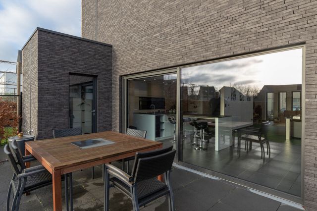 Aluminium Modern Geel 14