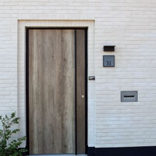 aluminium ramen voordeur hout zwart RAL9005 1